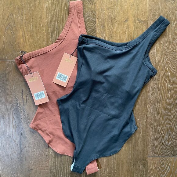 girlfriend collective NWT Tate One Shoulder Bodysuit Bundle 2 - Picture 1 of 7